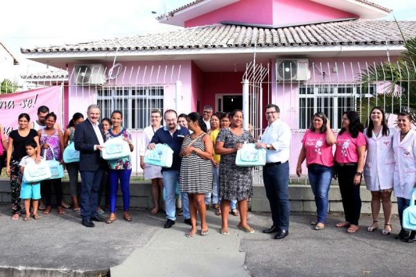 Gestantes de alto risco têm enxoval gratuito na Casa Rosa