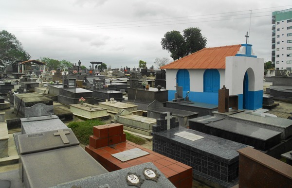 Finados: Confira a programação católica nos cemitérios de Linhares
