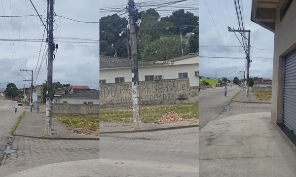Fio caído causa risco em calçada no bairro Aviso