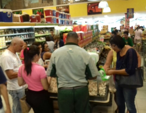 Ofertas imperdíveis: Martins abre hoje, e a lista de preços baixos espera por você!