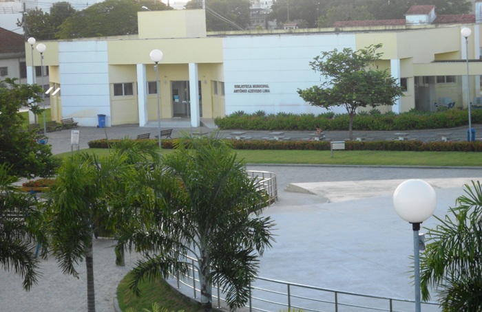 Biblioteca Pública de Linhares vai abrir aos sábados. Tem novidades também para a criançada