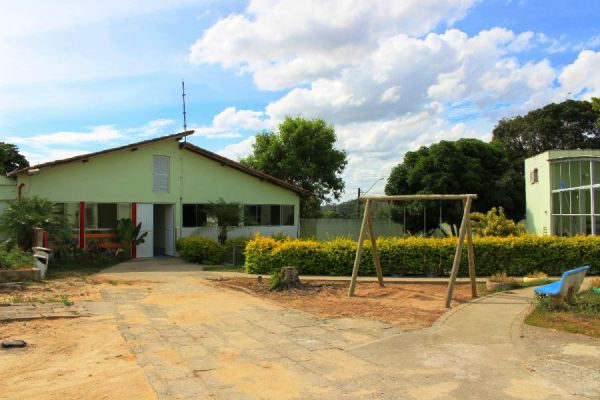Residentes do Lar do Idoso Abrigo de Luz recebem mais de 150 medicamentos por mês