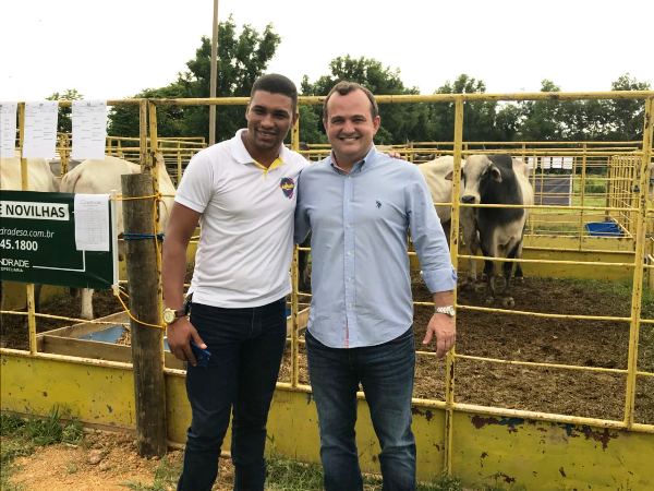 Feira de touros em Linhares: Veja fotos do evento inédito no município