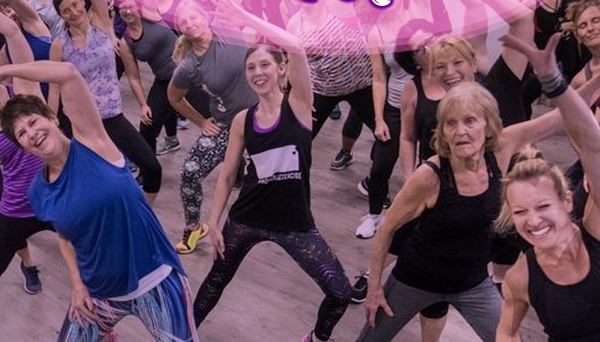 De graça para as mamães: Supermercado promove aulão de ritmos e zumba no sábado