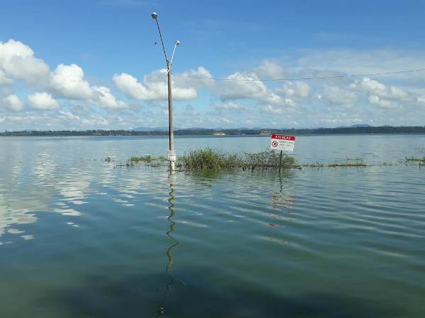 Cheia da Juparanã: Veja como ficou a praia do extinto Parque Municipal da Lagoa