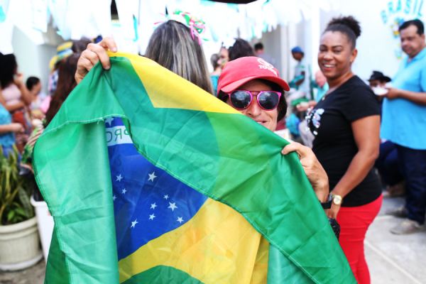 Festa junina em ritmo de copa do mundo para pacientes do Caps