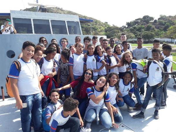 De Povoação para Vila Velha: Estudantes têm dia incrível na Prainha