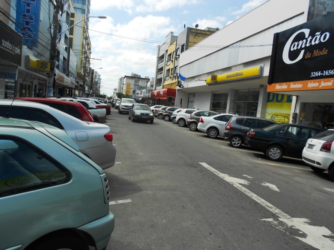 Fim do Carnaval. Confira expediente de lojas e supermercados nesta quarta-feira