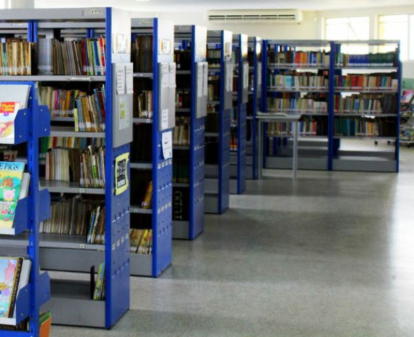 Mais de 2 mil livros são 