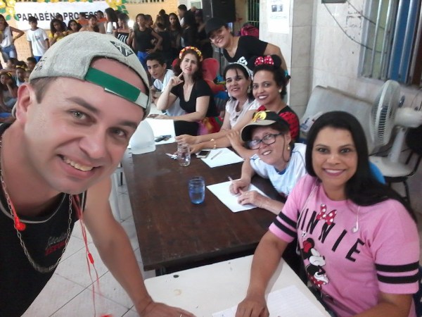 Dia do Professor: Gincana no Poli 2 para comemorar data especial