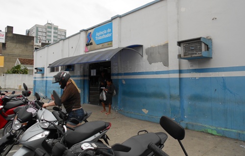 Confira as vagas no Sine Linhares