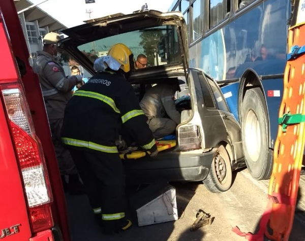 BR-101: Dois feridos em acidente no 'Cruzamento do Estadual' 