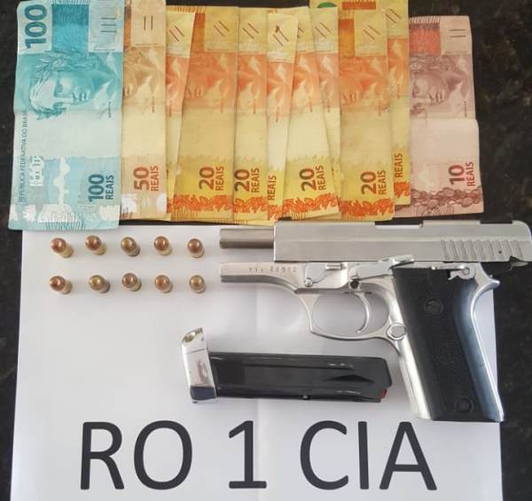 Apreensão de pistola e detenção em Bebedouro