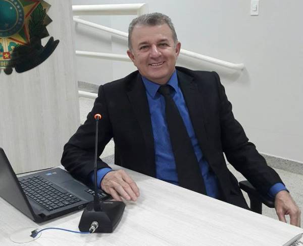 Tarcísio Silva apresenta trabalhos do Gabinete em 2018, e abre canal direto com a população