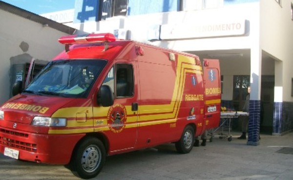 Estrada do Pontal: Cavalo causa acidente e condutor de moto vai parar no HRD