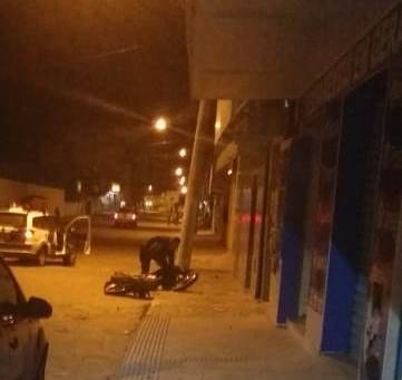Assaltante se dá mal após roubo no BNH. Ele e comparsa sofreram acidente na fuga