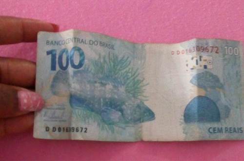 Leitora pede ajuda para devolver R$ 100 após episódio dentro de ônibus em Linhares