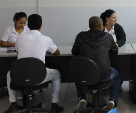 Mais de 30 oportunidades de emprego no Sine Linhares