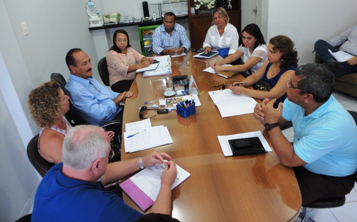 Reajuste salarial: começa diálogo entre SISPML e prefeitura 