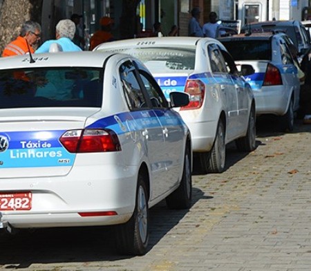 Atenção taxistas: Detalhes sobre a convocação para permissão de atuar em Linhares