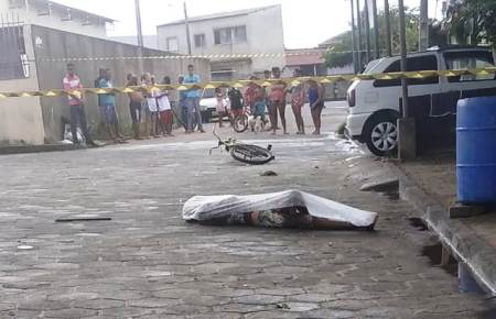 Sangue: Homem é morto com furador de coco à luz do dia no Nova Esperança