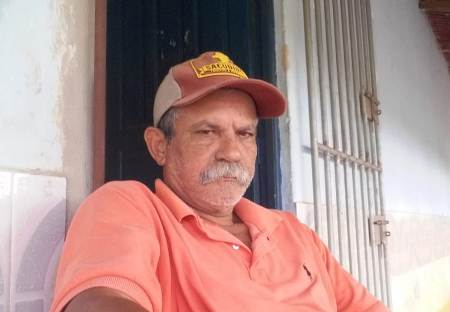 História emocionante: Universitária pede ajuda para encontrar irmãos do pai