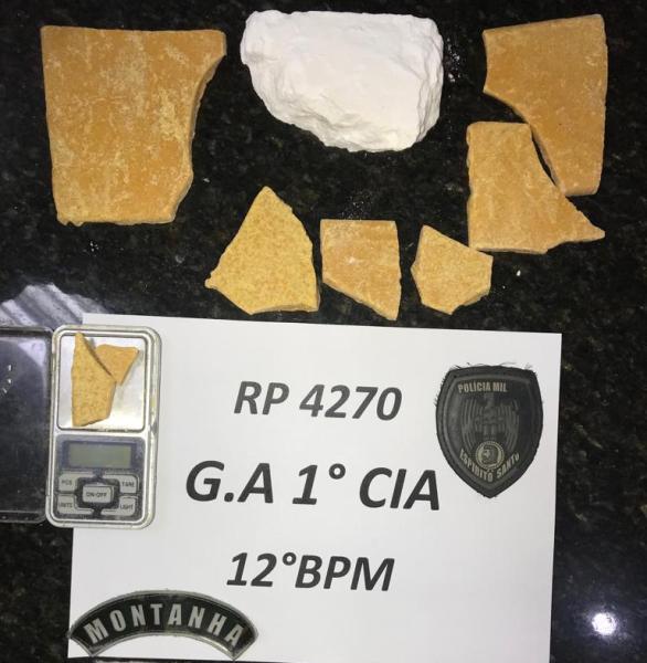 Mais de meio quilo de droga apreendido pela equipe do Sombra, no Beco da Junal
