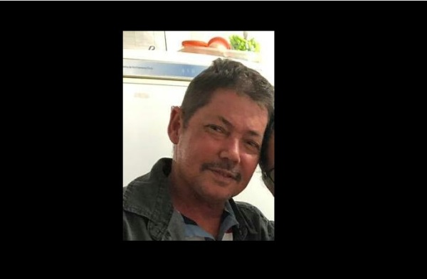 Tristeza: Amigos e familiares velam Zenildo, no bairro Interlagos