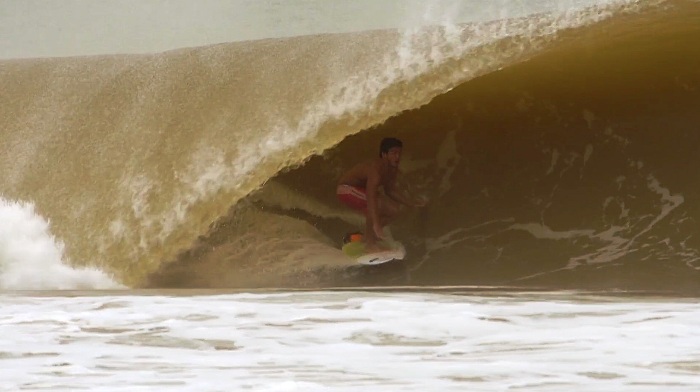 Sábado e domingo com ondas e etapa importante de surf em Regência