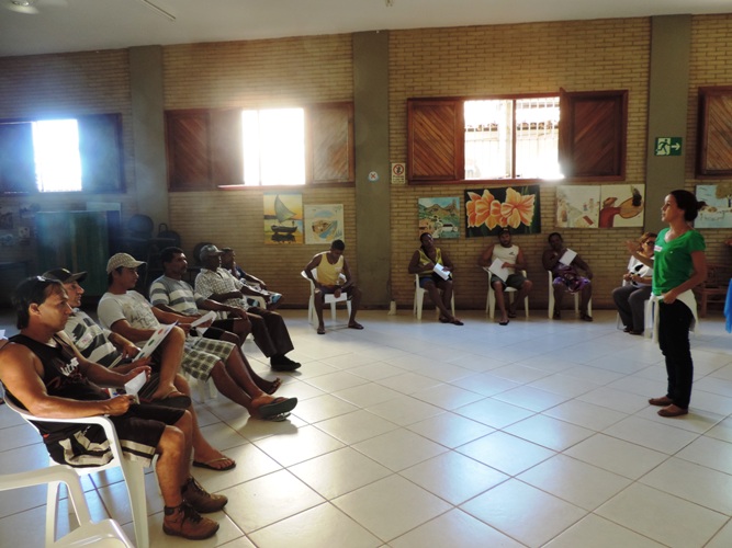 Manabi realiza novas oficinas com pescadores de Linhares