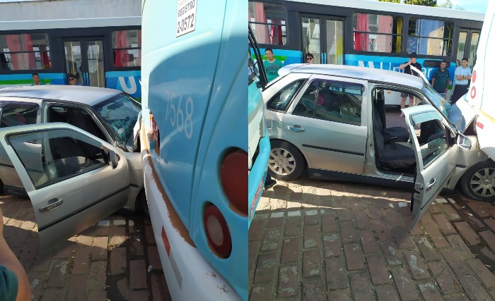 Acidente entre carro e ônibus no Centro de Linhares