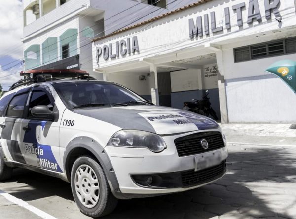 Bandido ameaça cobradora com faca e saqueia passageiros de ônibus da Joana Darc, em Sooretama