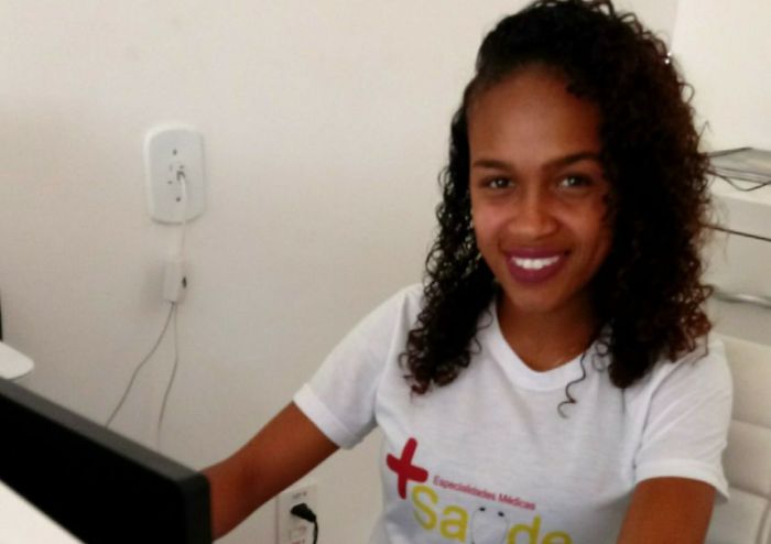Clínica muda de endereço e reinaugura com Coffee Break e procedimentos gratuitos em Linhares