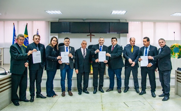 Câmara explica tudo sobre novo salário e número de vereadores propostos após manifesto popular