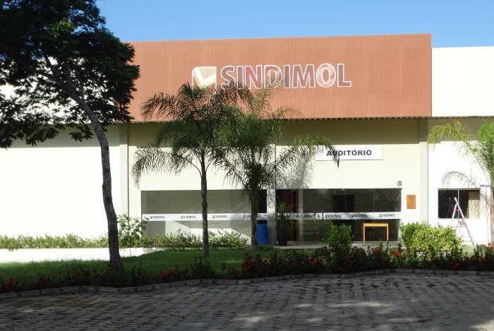 Crescimento do setor moveleiro em 2019 não deve passar de 4,6%, diz presidente do Sindimol
