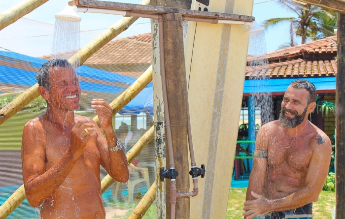 Prefeitura de Linhares anuncia chuveiros gratuitos nas praias de Pontal do Ipiranga, Regência e Povoação