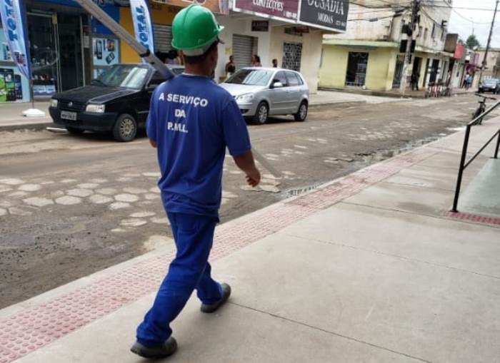 Prefeitura de Linhares notifica empresa pelo uso de uniforme em Sooretama
