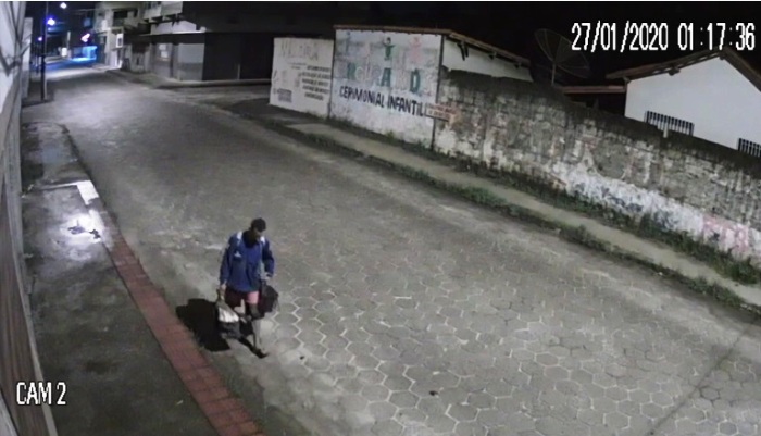Vídeo mostra furto em marcenaria no bairro São José. Pode ajudar? Ligue 181