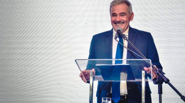 Hoje: Prefeito vai ministrar palestra em faculdade particular de Linhares