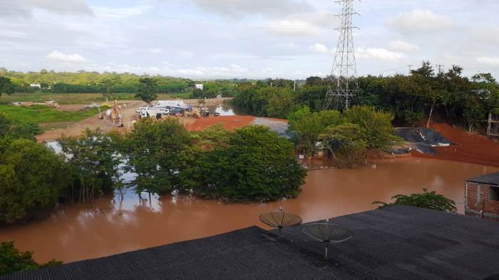 Ensecadeira no rio Pequeno é elevada em Linhares