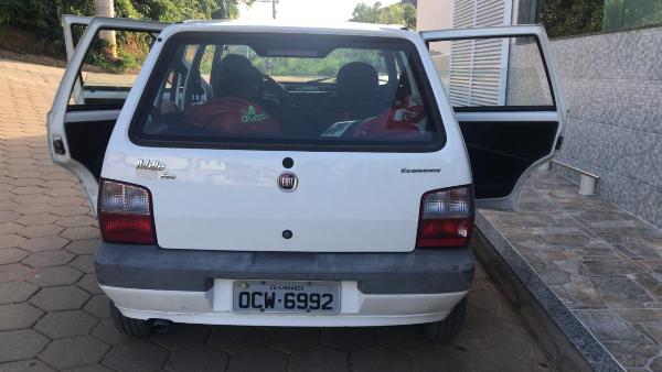 Carro e moto furtados em Linhares nas últimas horas