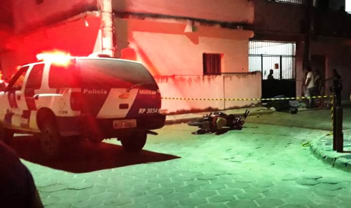Dois jovens baleados em Sooretama. Um morreu