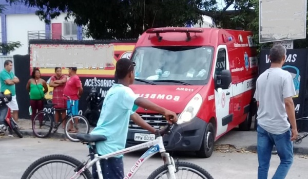 Corpo de Bombeiros socorre jovem baleado no Interlagos