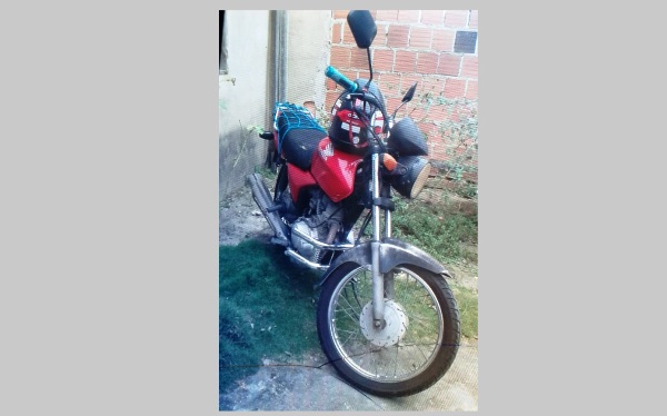 Larápio furta moto no quintal da casa da vítima, no Interlagos