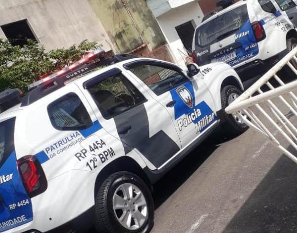 Mãe é ameaçada com faca manuseada pela filha, no Interlagos