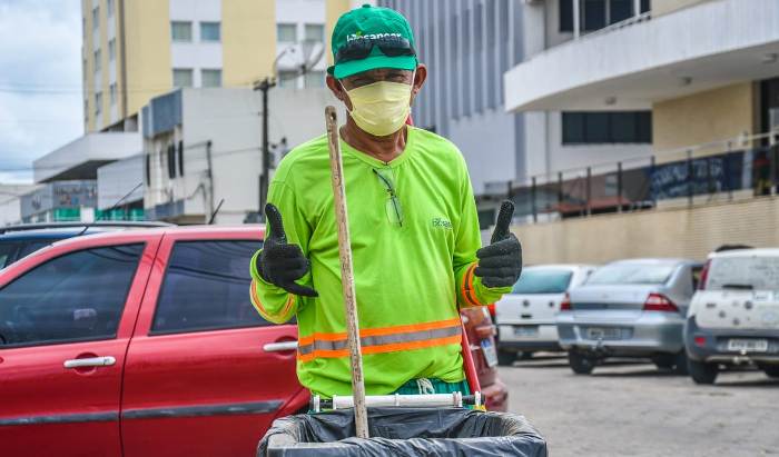 Coronavírus: Vamos proteger os garis?