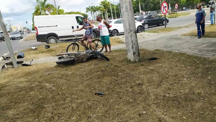 Motociclista sai gravemente ferido de acidente no Trevo da Lagoa do Meio