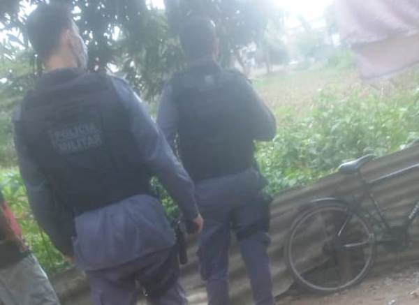 Corpo aparece boiando na Lagoa do Interlagos