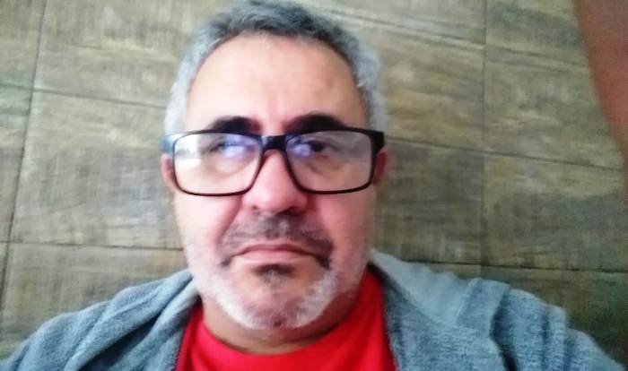 Homem que saiu de Linhares aos 3 meses quer encontrar parentes do pai