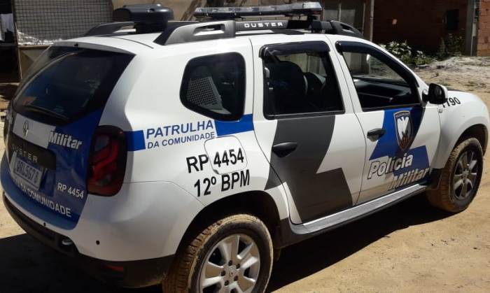 Policiais checam denúncia feita por morador de Bebedouro